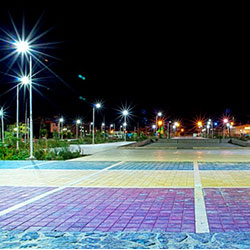 طراحی روشنایی پارک امام علی ساوه با لامپ‌ها و چراغ‌های LED پارس شهاب
