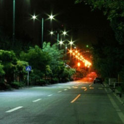طراحی روشنایی خیابان شیخ بهایی تهران با لامپ‌ها و چراغ‌های LED پارس شهاب
